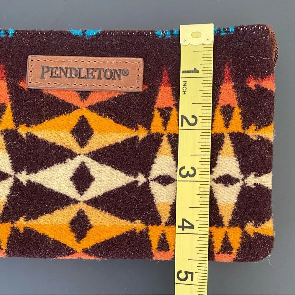Pendleton three pocket